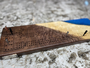 Cribbage board